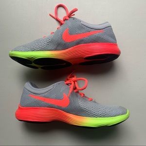 Nike Revolution 4 Fade Sneakers